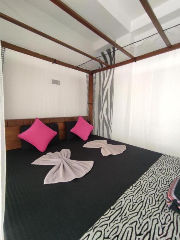 Secret Garden Otel Hikkaduwa Dış mekan fotoğraf